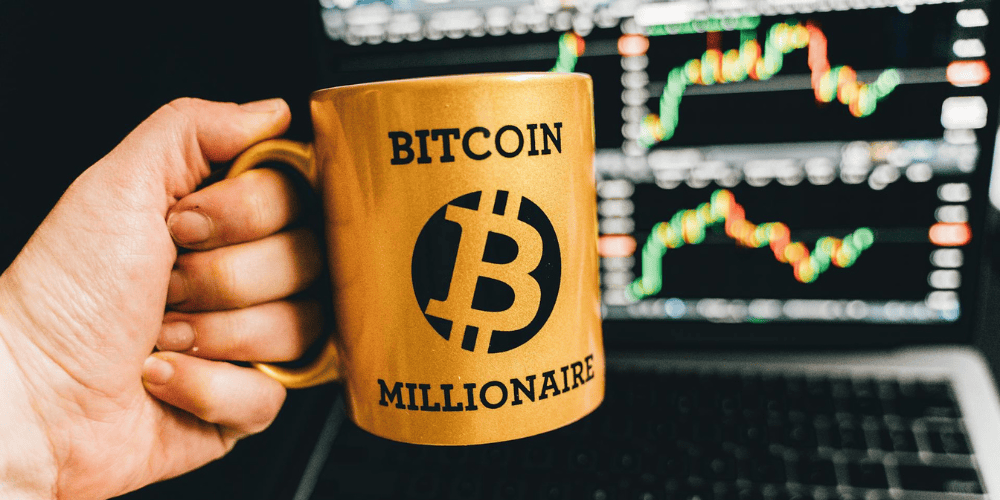 Vanguard's Reported Bitcoin ETF Reversal Fuels Market Speculation Amidst BTC Price Dip