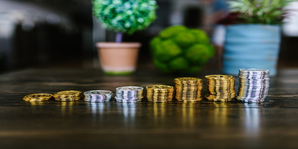 Bitcoin's Long-Term Trajectory Towards a Seven-Figure Valuation Captivates Investors